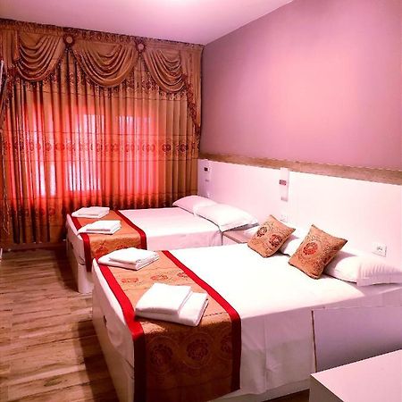 Hotel Venice Tour Mestre Bagian luar foto