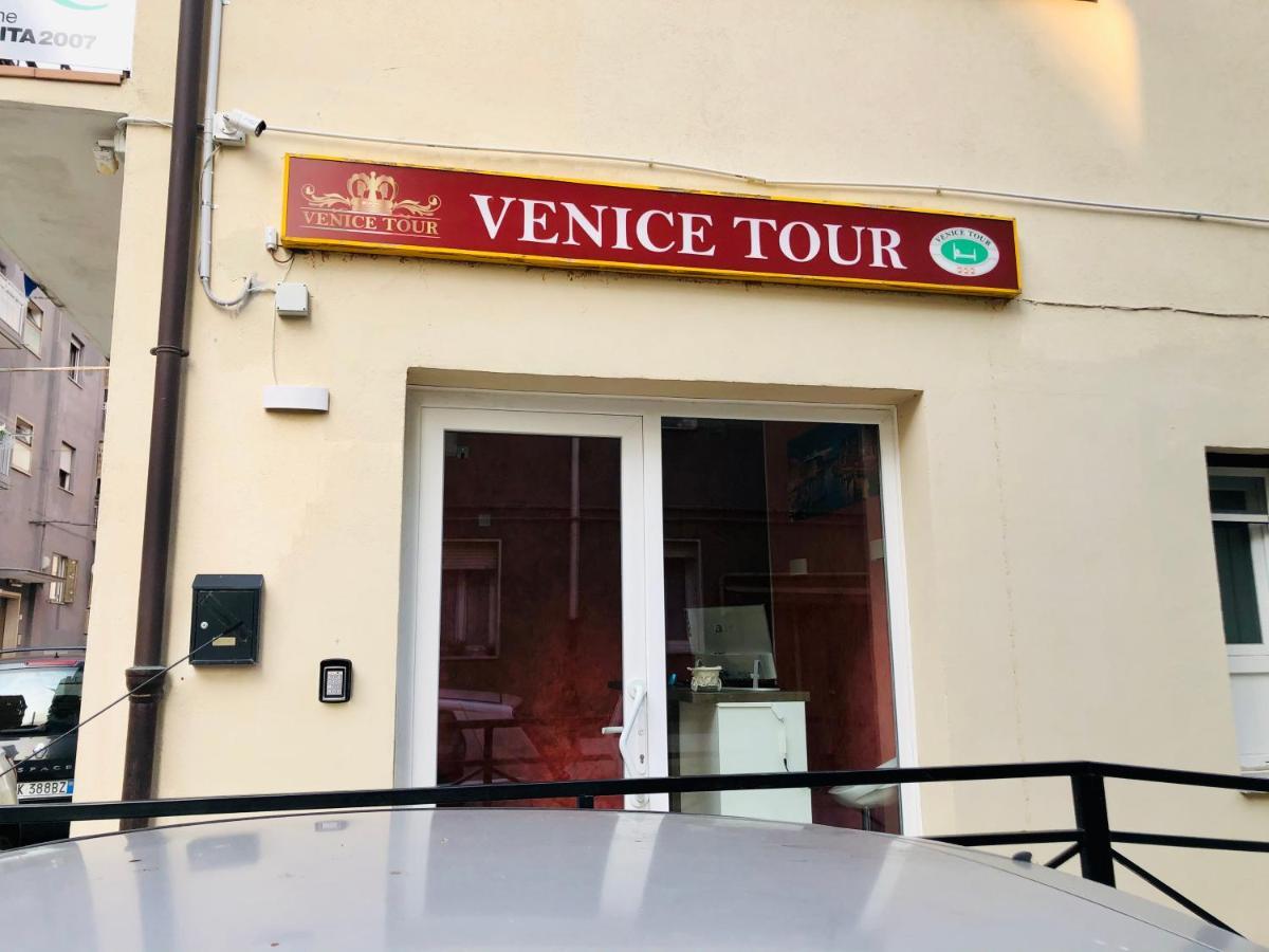 Hotel Venice Tour Mestre Bagian luar foto