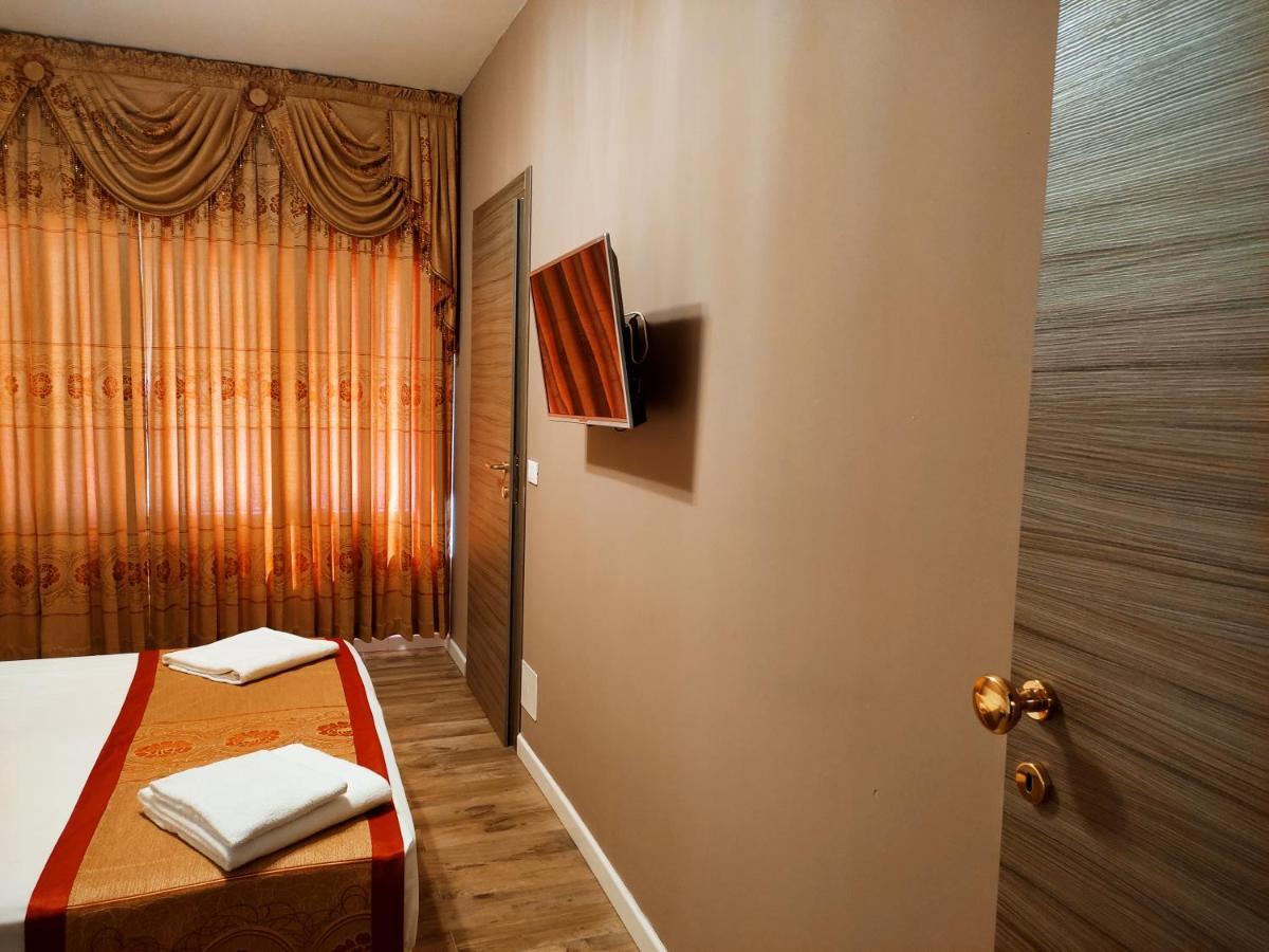 Hotel Venice Tour Mestre Bagian luar foto