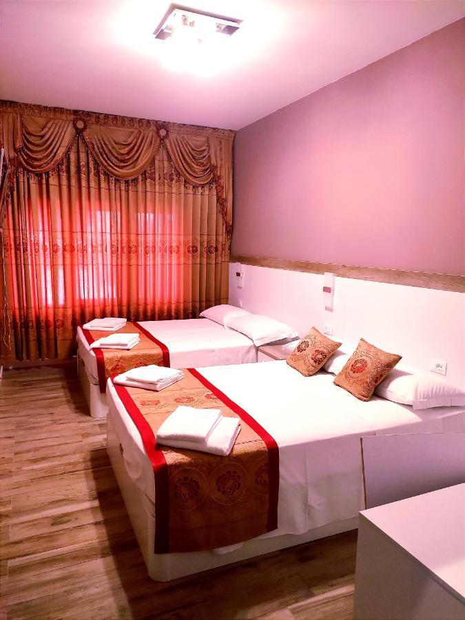 Hotel Venice Tour Mestre Bagian luar foto